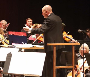 Dr Bill Dyer and Symphony